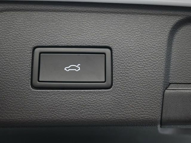 New 2026 Volkswagen Atlas SE image 16