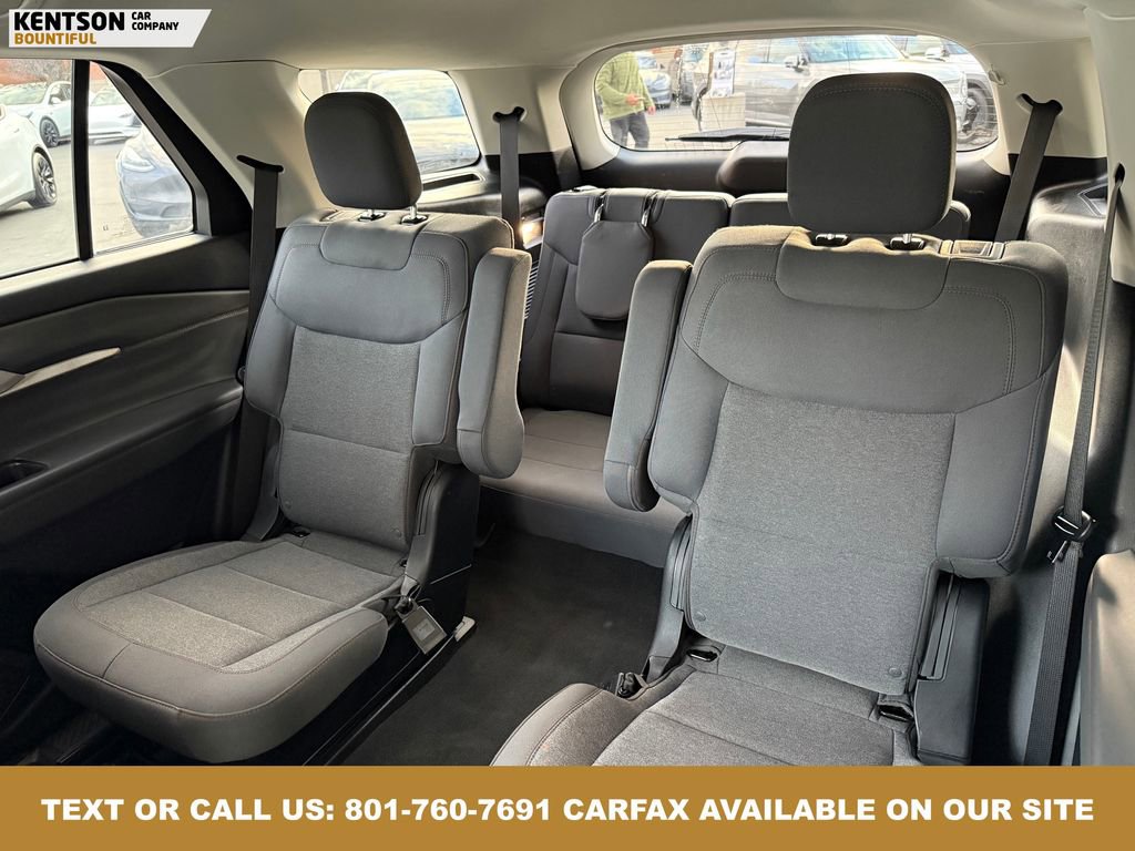 Used 2025 Ford Explorer Active image 27