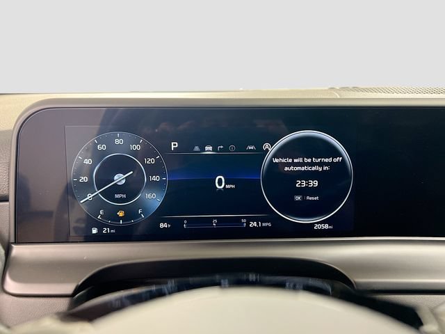 Certified 2025 Kia Seltos EX FWD image 12