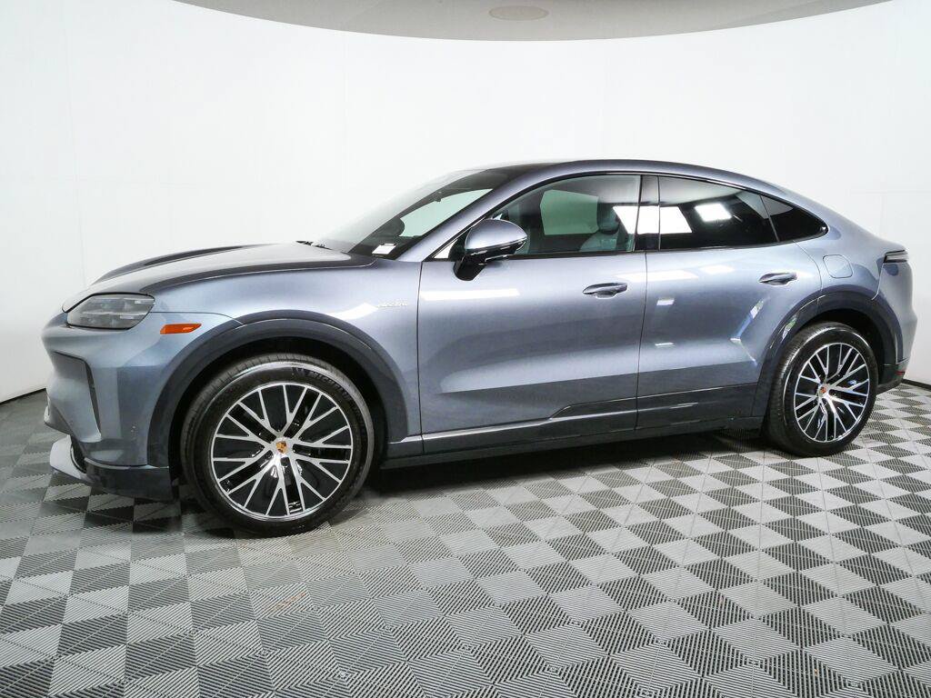 New 2026 Porsche Cayenne S AWD/4WD image 2