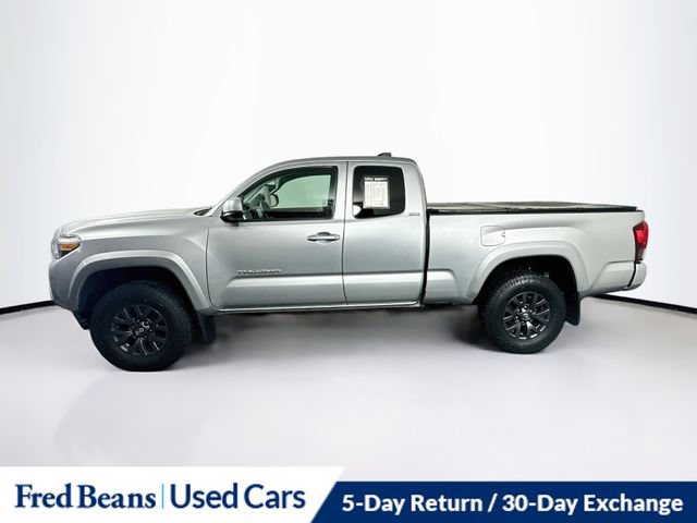 Used 2022 Toyota Tacoma SR5 AWD/4WD image 5