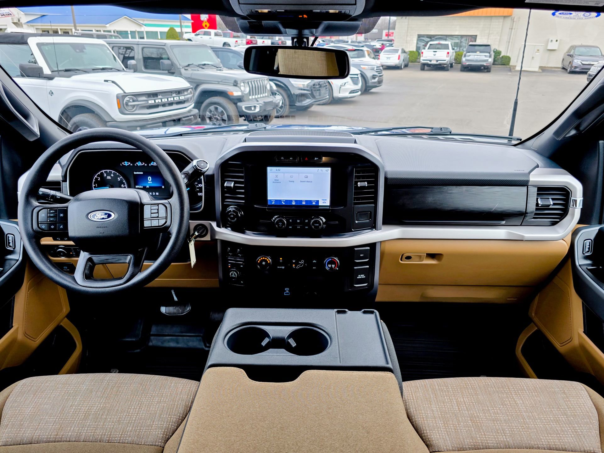 Used 2023 Ford F150 XLT w/ Trailer Tow Package image 33