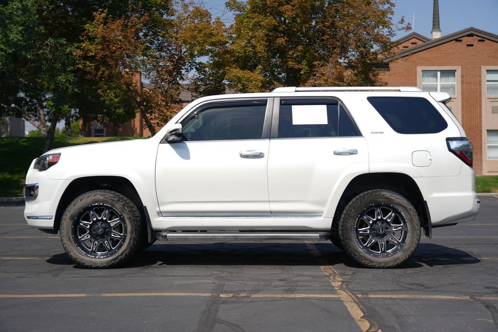 Used 2023 Toyota 4Runner Limited AWD/4WD image 2