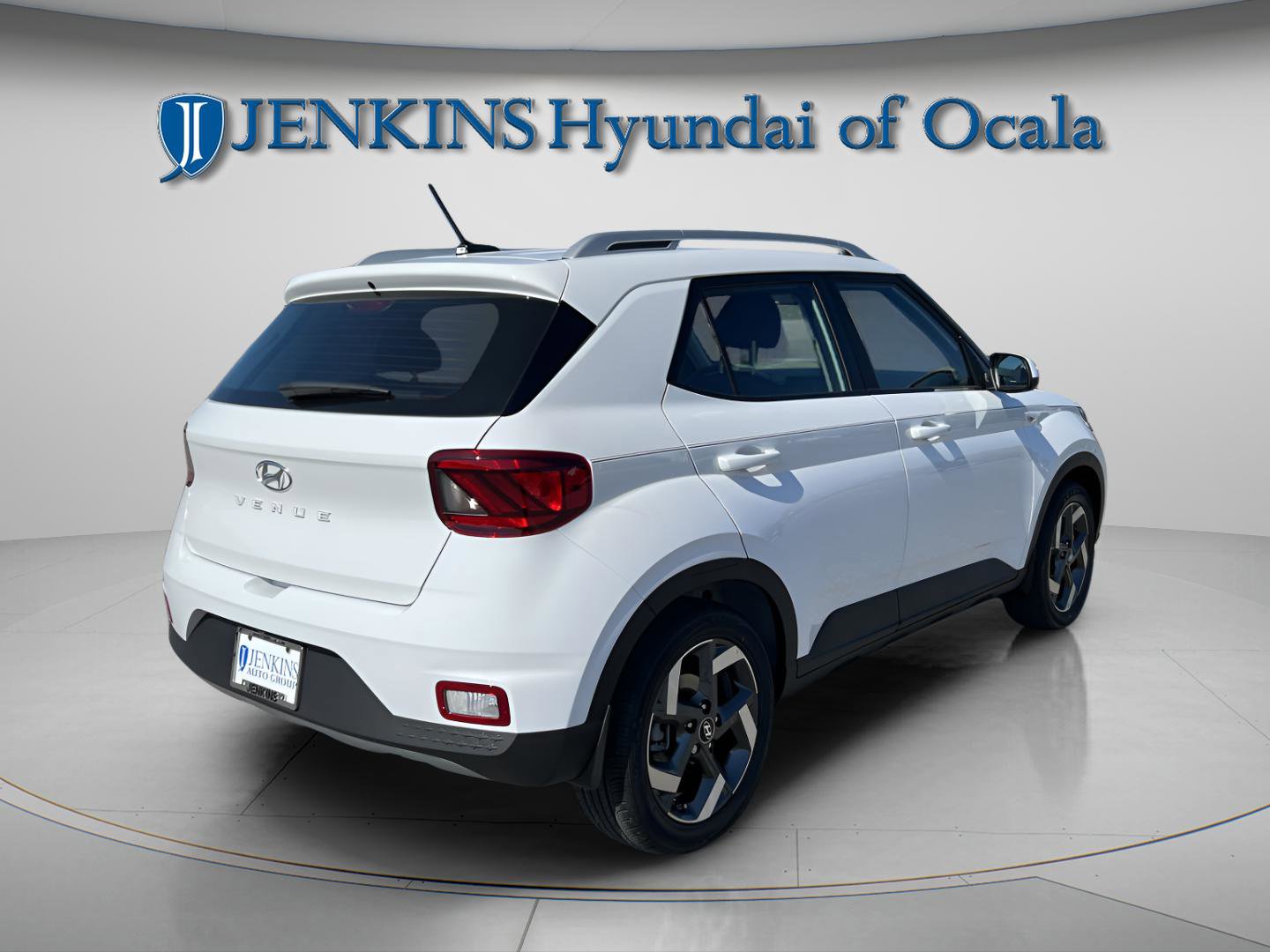 New 2025 Hyundai Venue SEL image 3