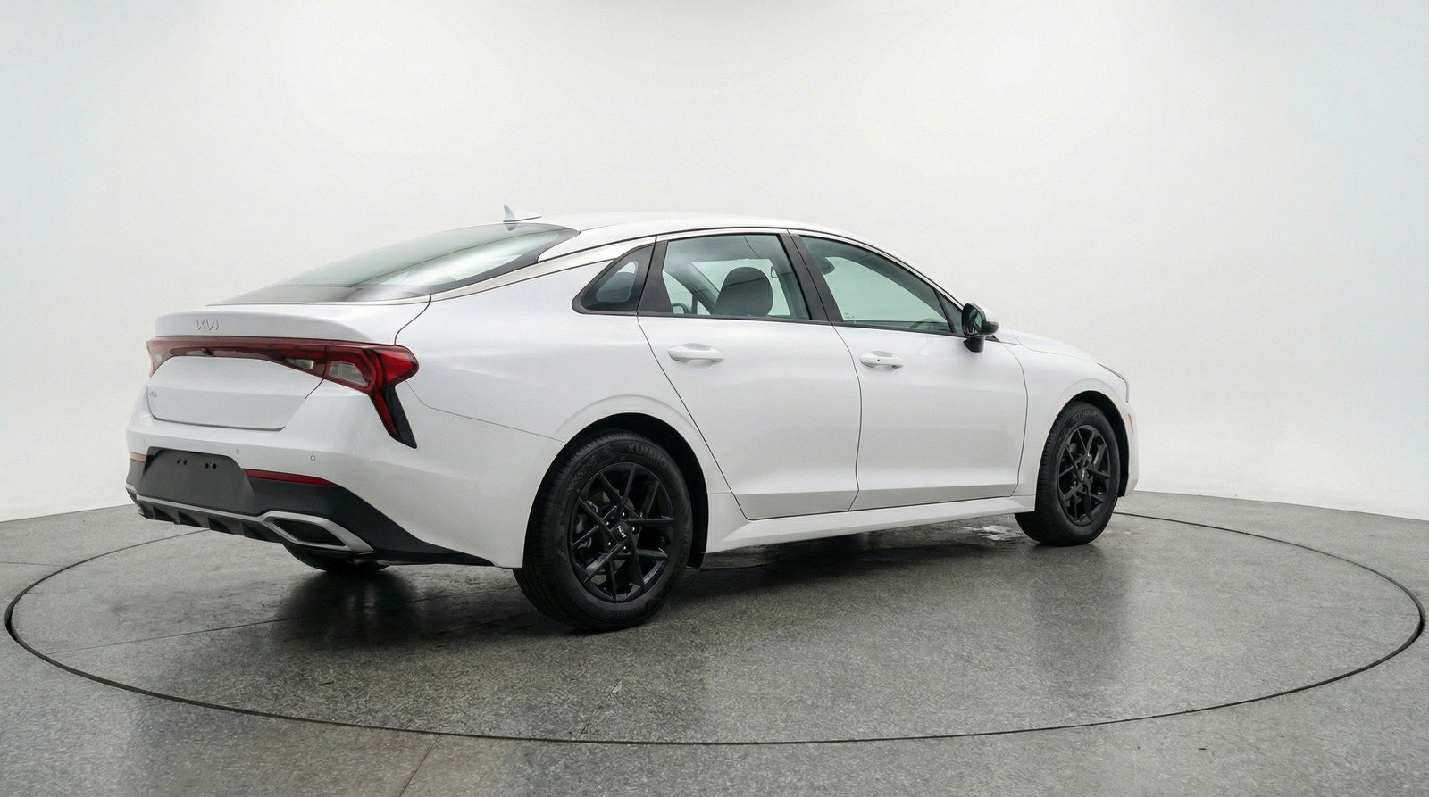 Used 2025 Kia K5 LXS FWD image 9