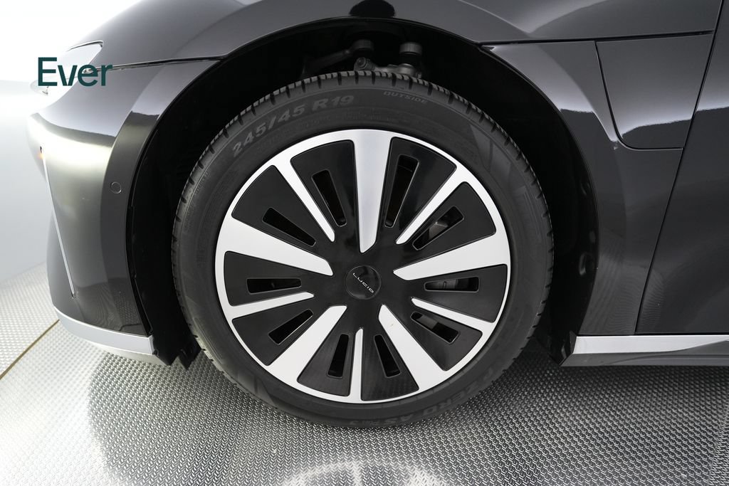 Used 2023 Lucid Air Touring AWD/4WD image 18