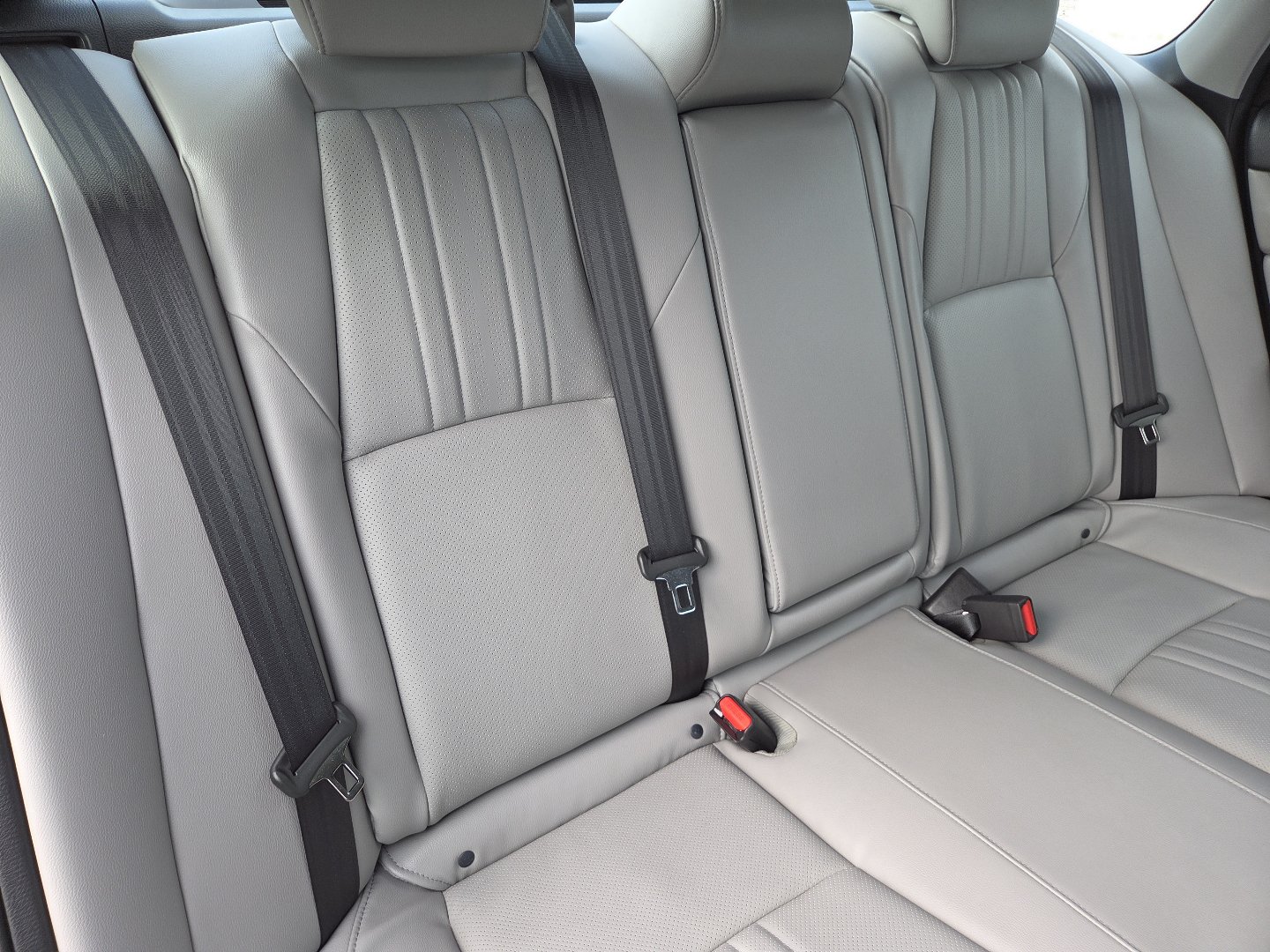 Used 2018 Honda Accord Touring image 22