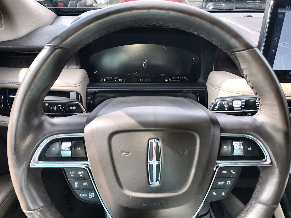 Used 2022 Lincoln Nautilus Reserve w/ Equipment Group 201A image 14