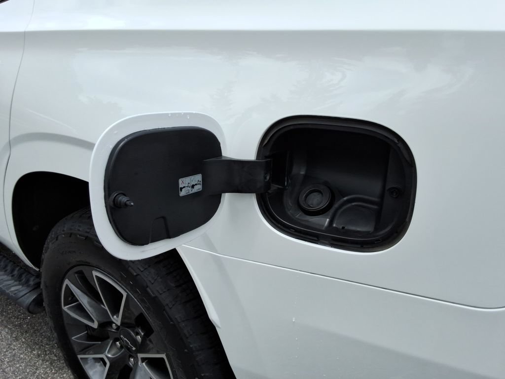 Certified 2022 Chevrolet Tahoe Z71 AWD/4WD image 14