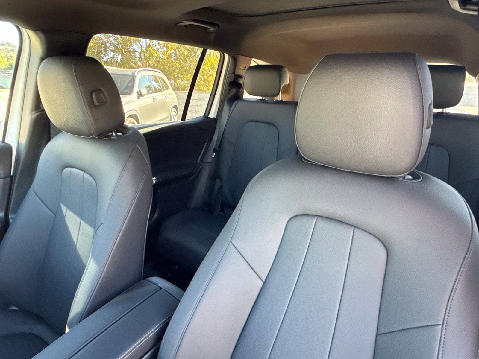 New 2026 Mercedes-Benz GLB 250 4MATIC image 16