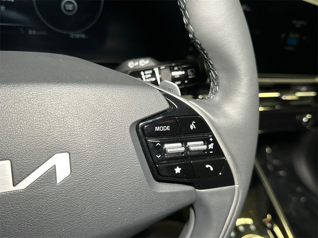 Certified 2023 Kia Niro Wind w/ Wind Preserve Package image 30