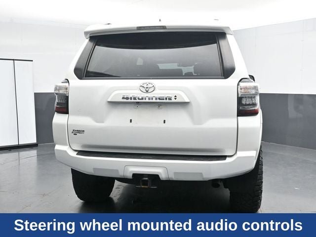 Used 2022 Toyota 4Runner SR5 AWD/4WD image 12