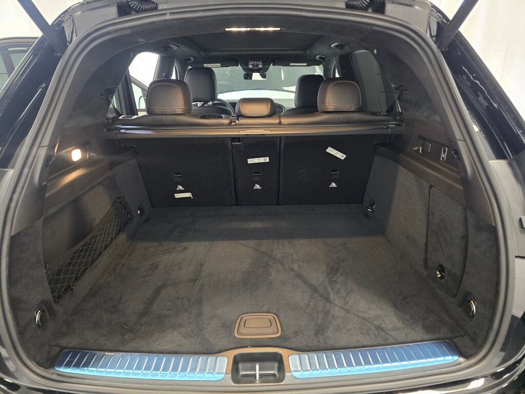 New 2026 Mercedes-Benz GLE 63 AMG S image 11