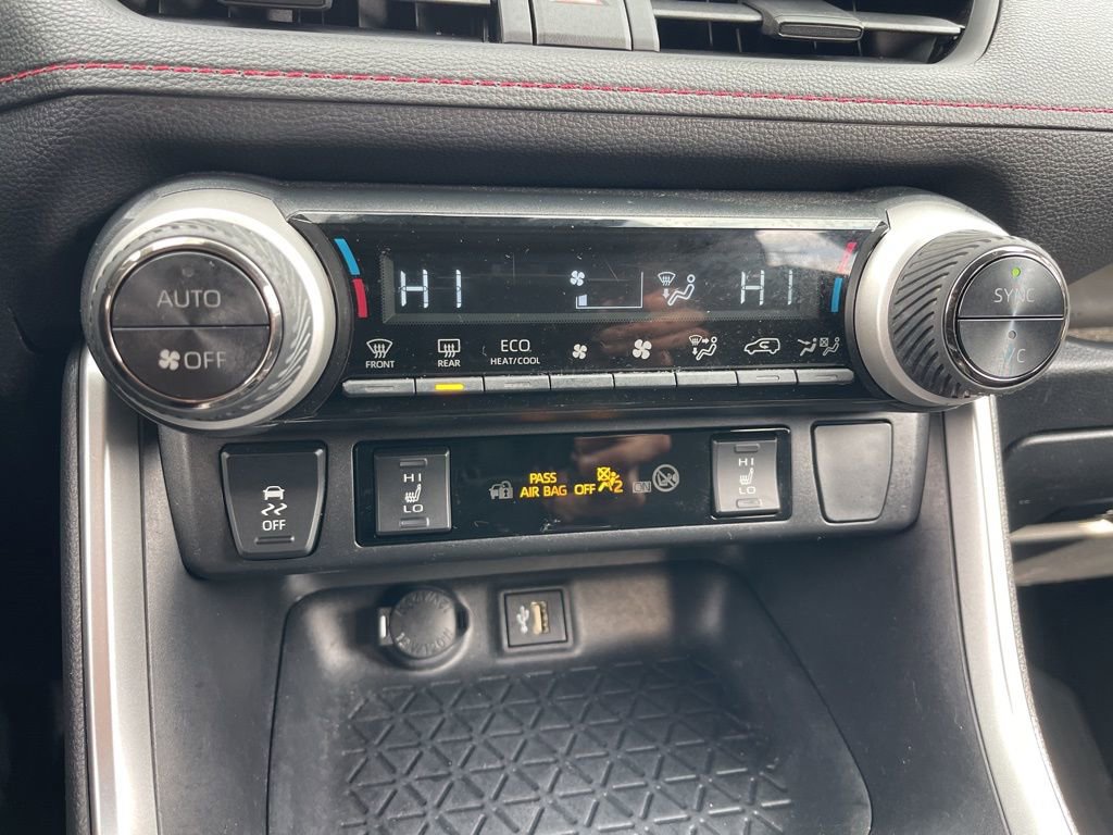 Certified 2024 Toyota RAV4 SE w/ Weather & Moonroof Package image 10