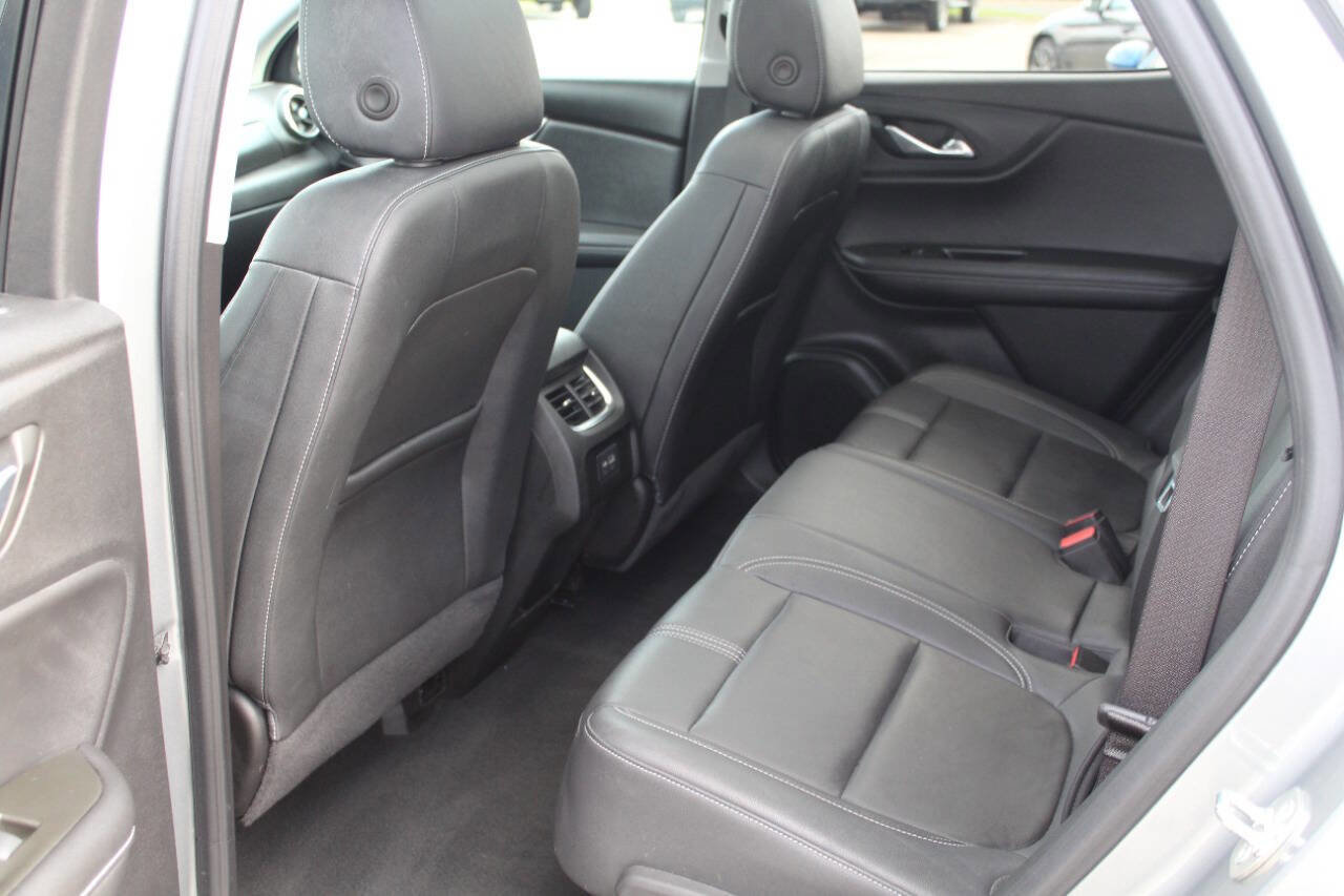 Used 2023 Chevrolet Blazer LT image 8