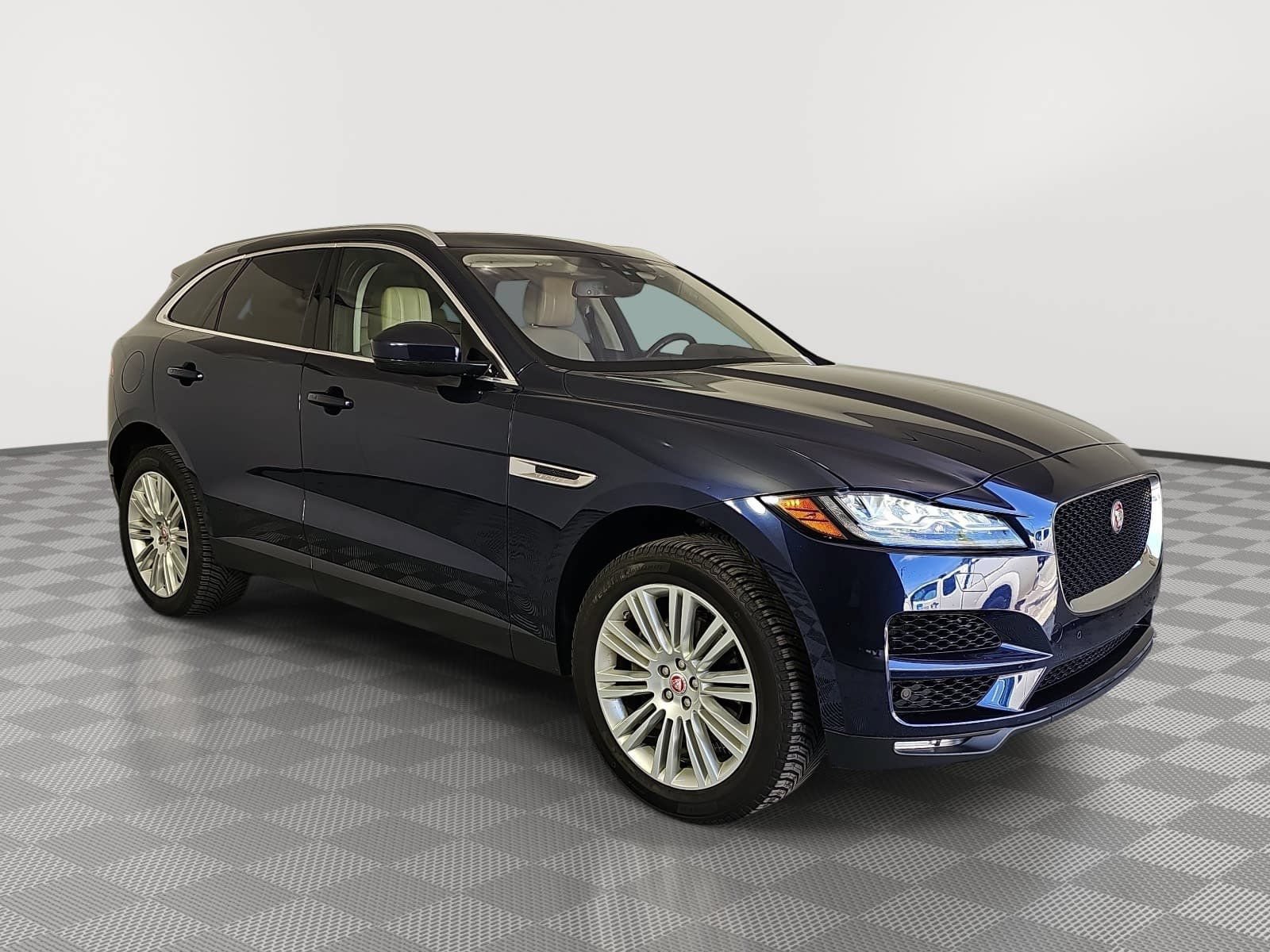 Used 2018 Jaguar F-PACE Portfolio AWD/4WD video 2