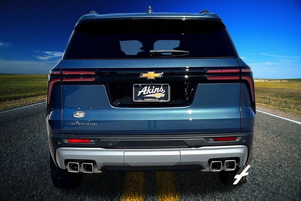 New 2026 Chevrolet Traverse LT w/ Sun and Wheel Package image 4
