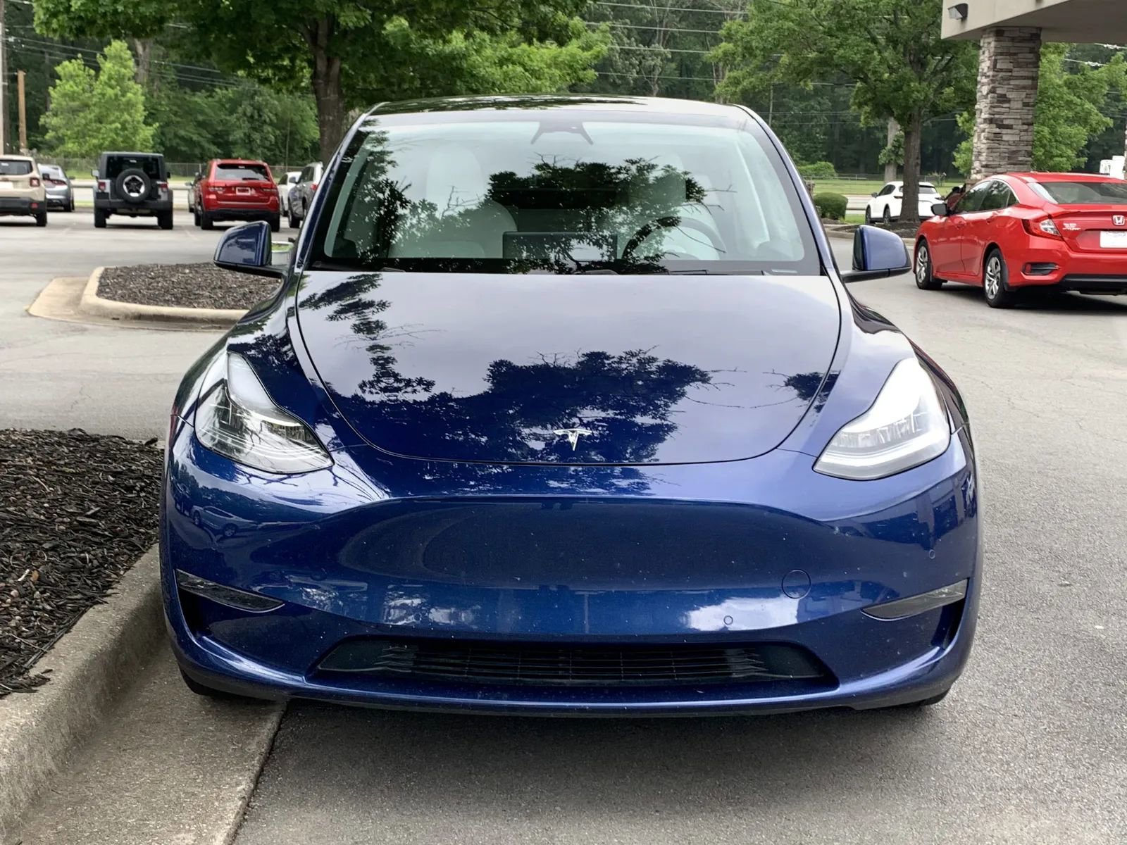 Used 2020 Tesla Model Y Long Range image 2