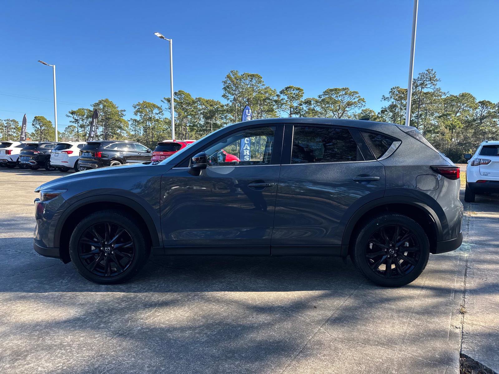Used 2024 MAZDA CX-5 Carbon Edition image 6
