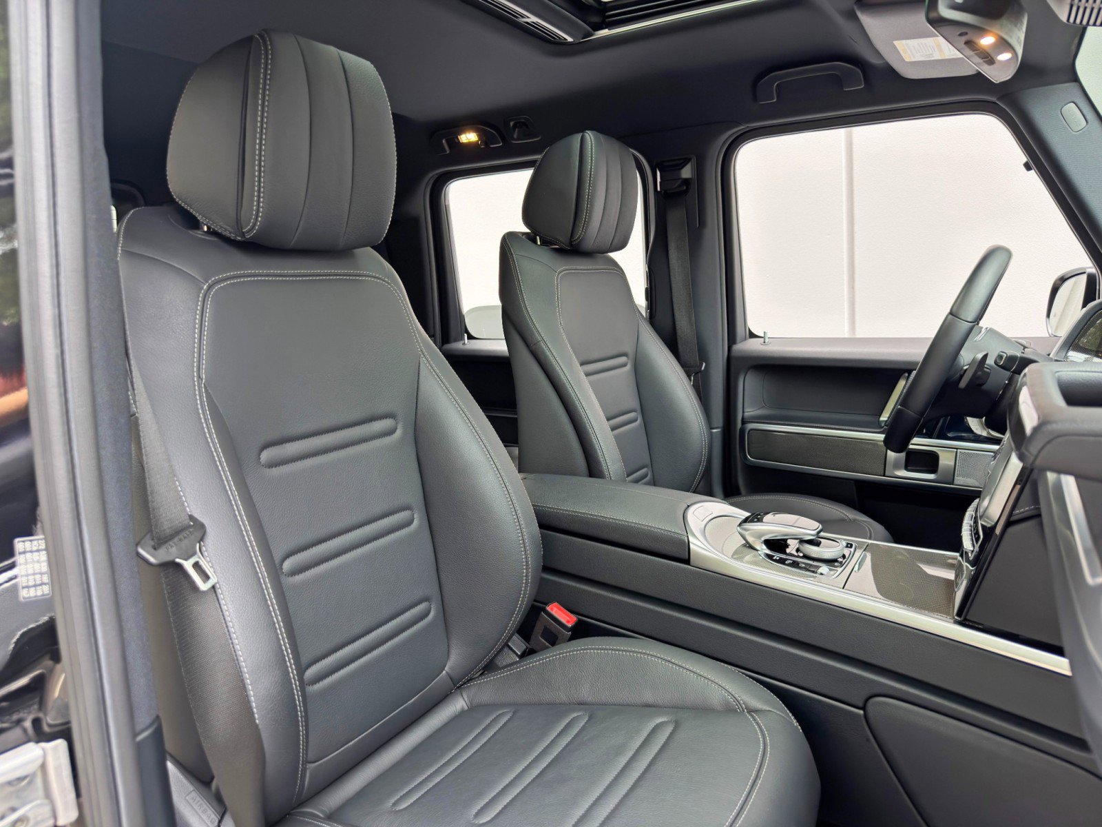 Used 2021 Mercedes-Benz G 550 image 42