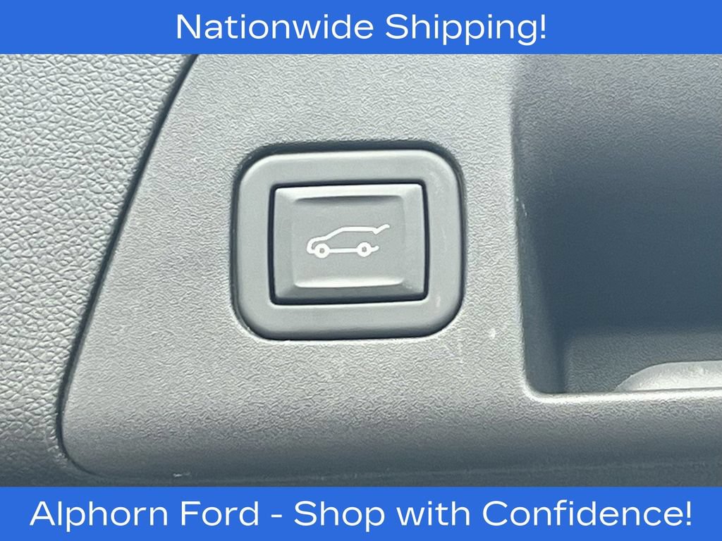 Used 2023 Buick Envision Avenir AWD/4WD image 40