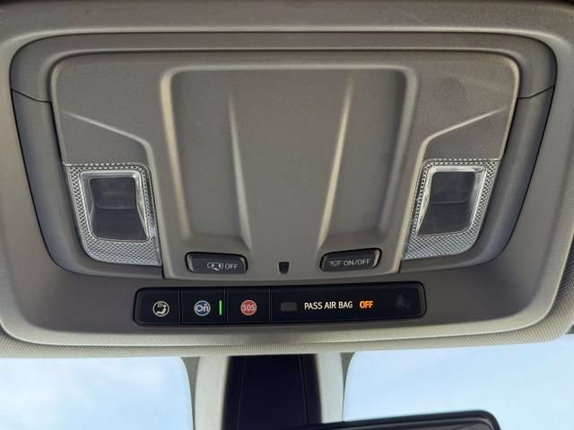 Used 2020 Chevrolet Silverado 1500 Custom w/ Custom Value Package AWD/4WD image 27