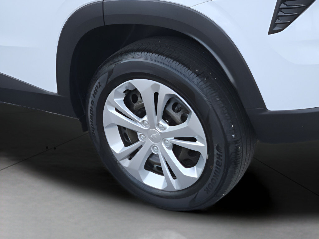 Certified 2024 Chevrolet Trax LS FWD image 17