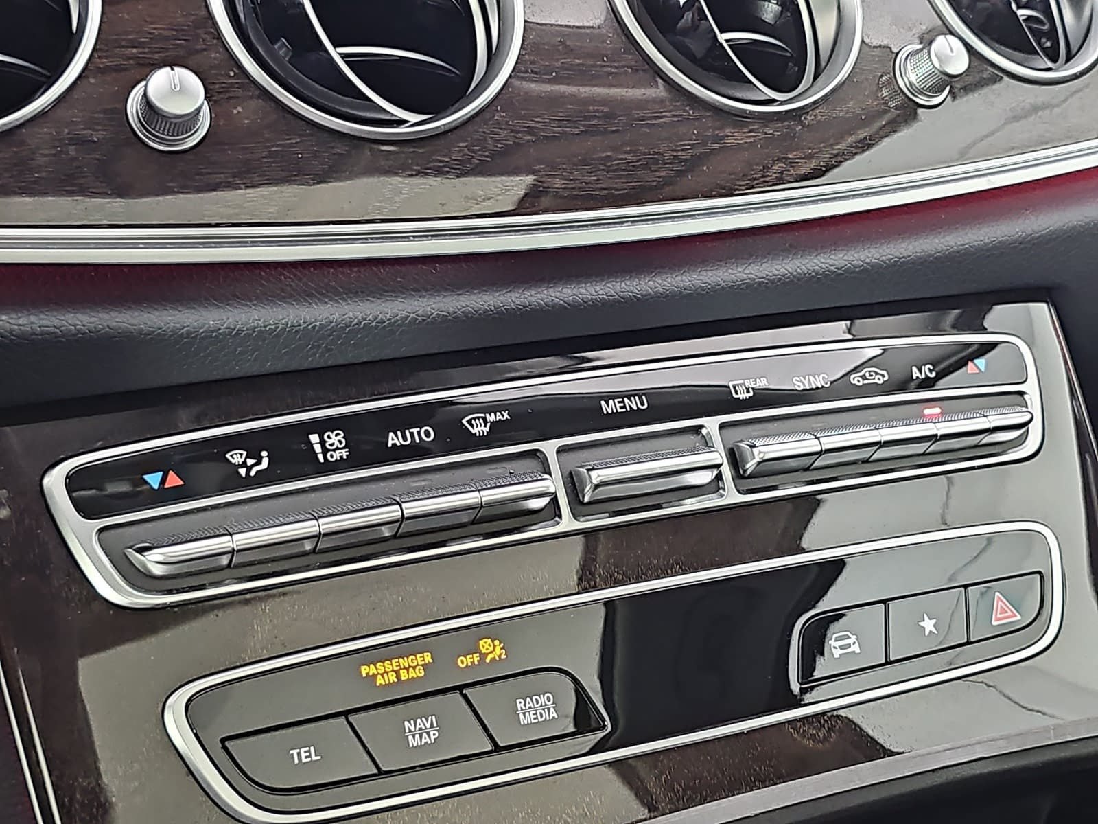 Used 2023 Mercedes-Benz E 350 Sedan image 24