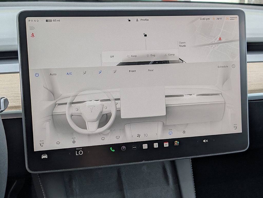 Used 2024 Tesla Model Y Long Range AWD/4WD image 31