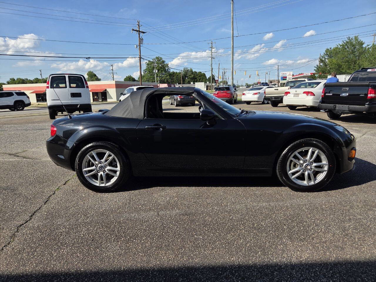 Used 2014 MAZDA MX-5 Miata Sport RWD image 3