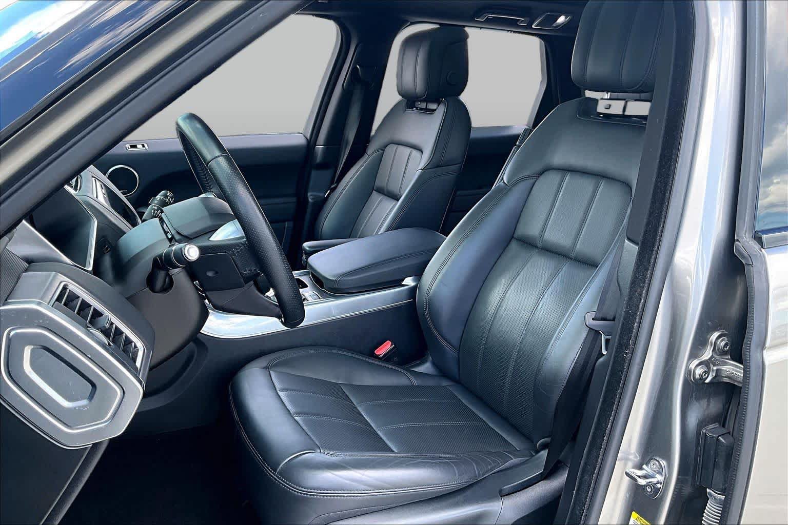 Used 2019 Land Rover Range Rover Sport HSE AWD/4WD image 7