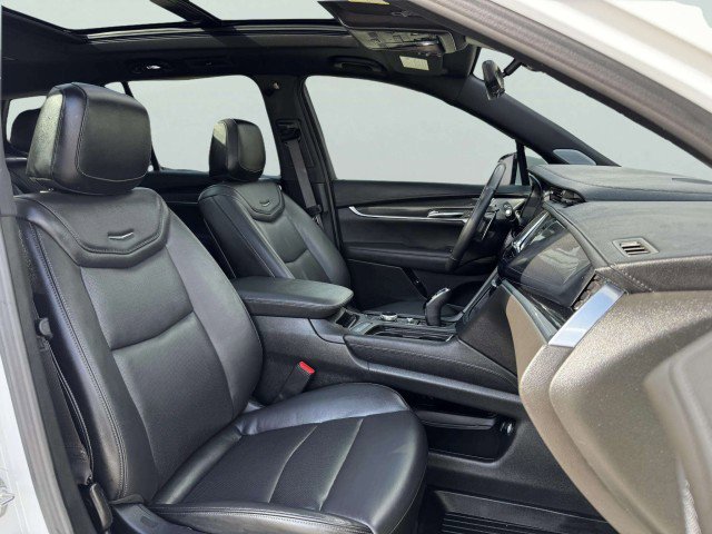 Used 2024 Cadillac XT6 Sport w/ Technology Package image 53