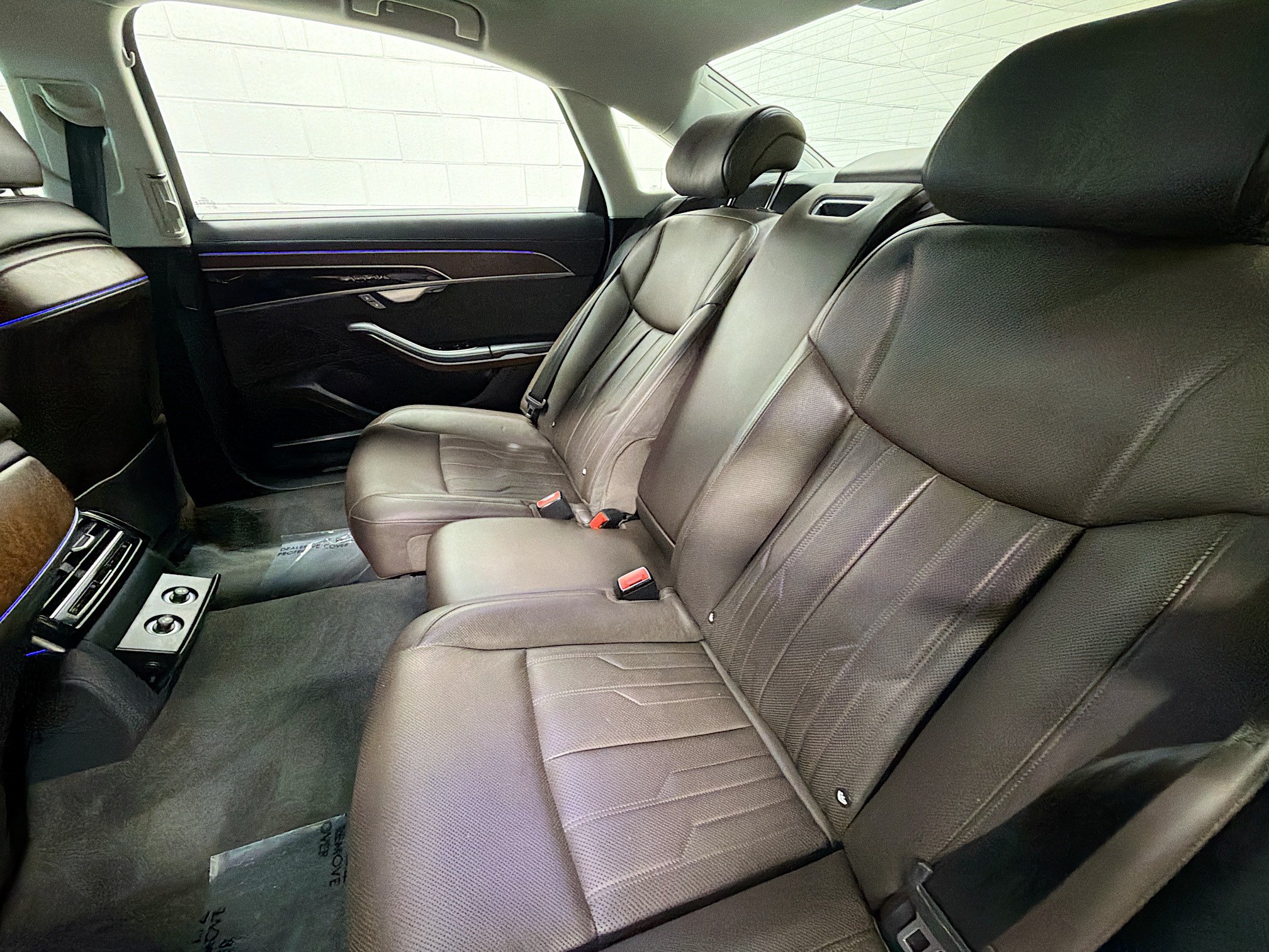 Used 2023 Audi A8 L 3.0T w/ Luxury Package AWD/4WD image 20