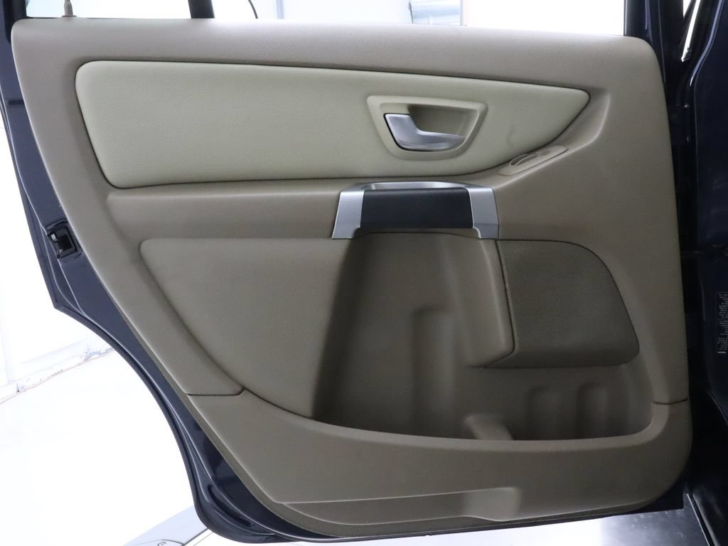 Used 2014 Volvo XC90 3.2 FWD image 33