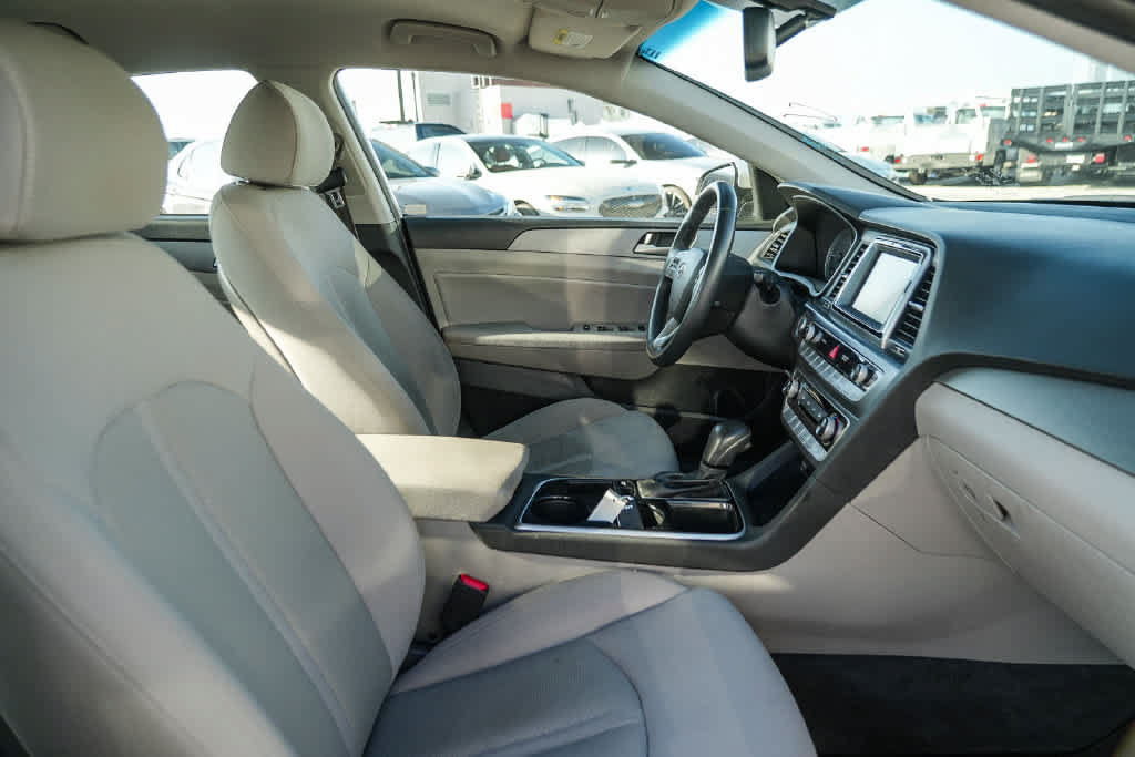 Used 2018 Hyundai Sonata SEL FWD image 10
