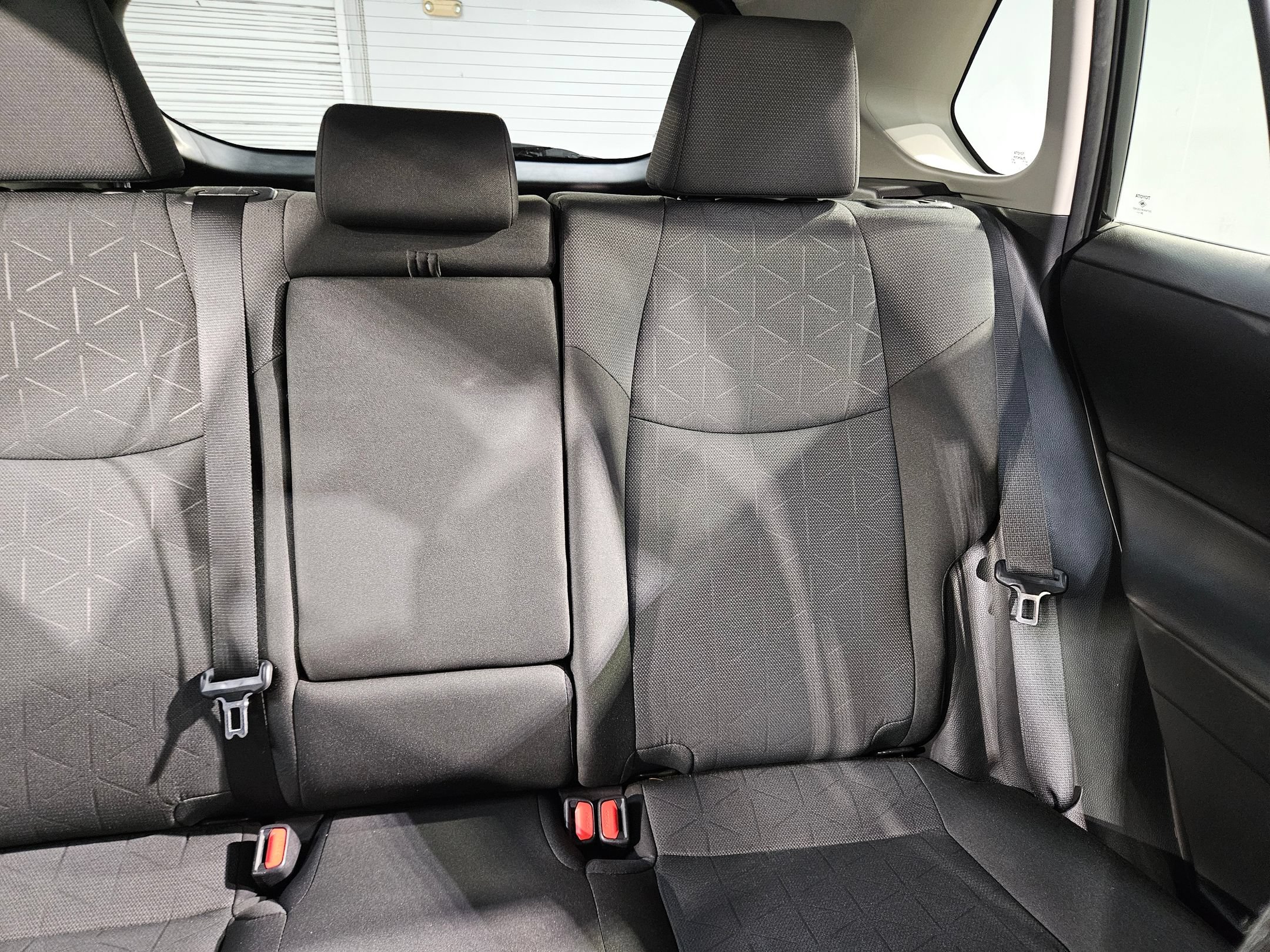 Used 2025 Toyota RAV4 XLE FWD image 14