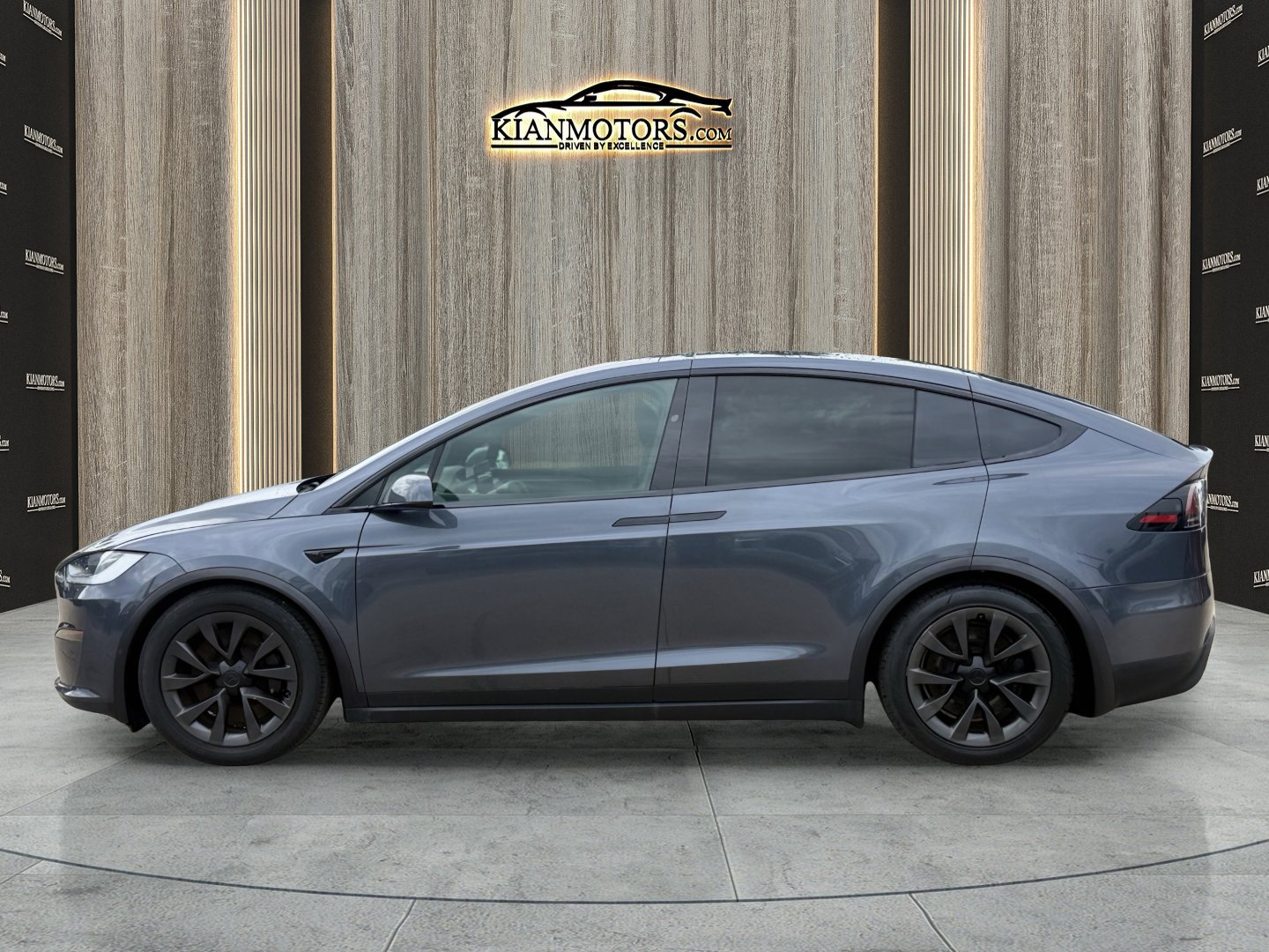 Used 2022 Tesla Model X Plaid AWD/4WD image 8