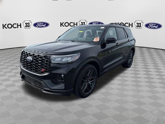 Used 2025 Ford Explorer ST AWD/4WD image 3
