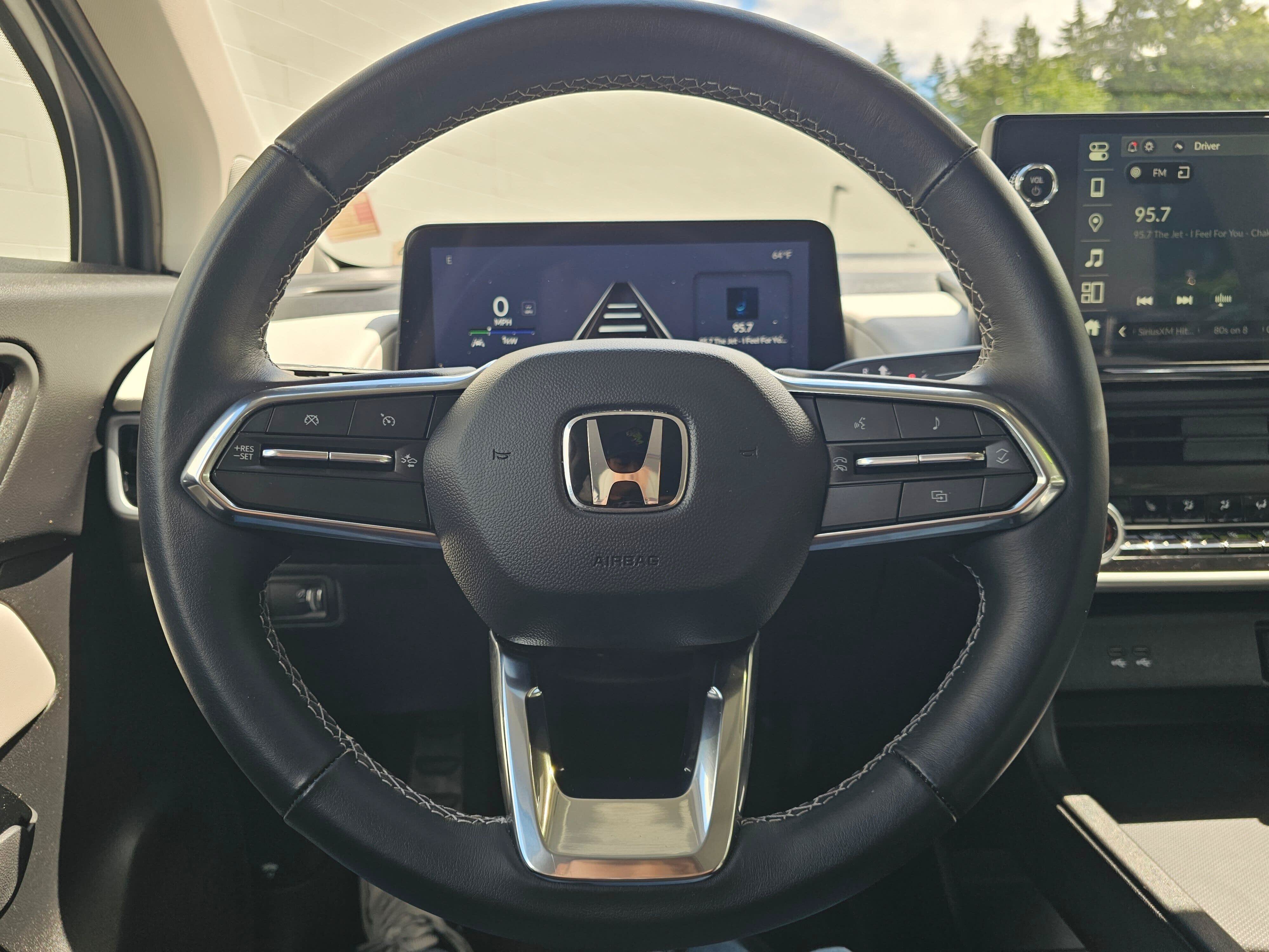 Used 2025 Honda Prologue Touring image 25