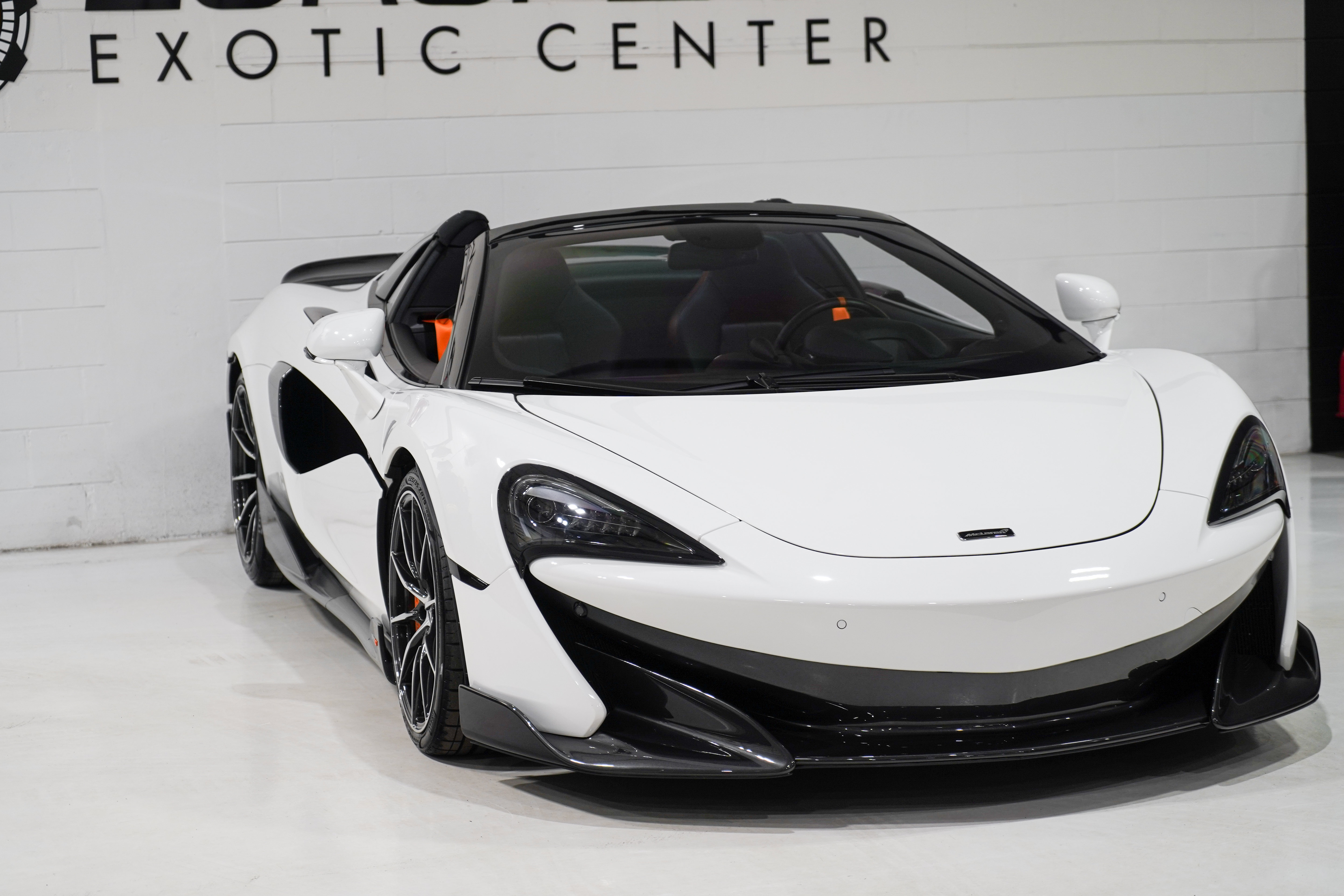 Used 2020 McLaren 600LT Spider RWD image 32
