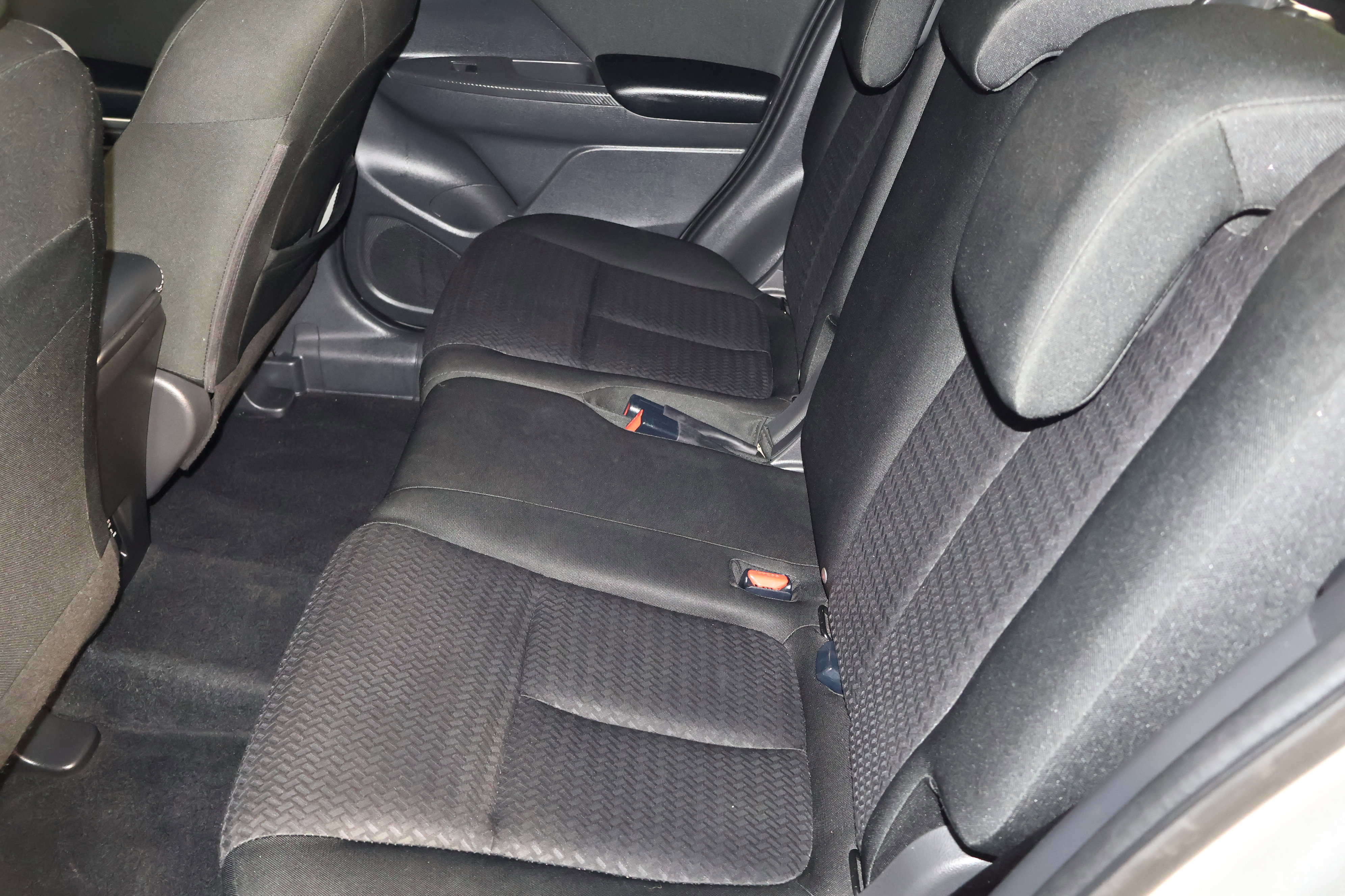 Used 2018 Mitsubishi Eclipse Cross LE image 46