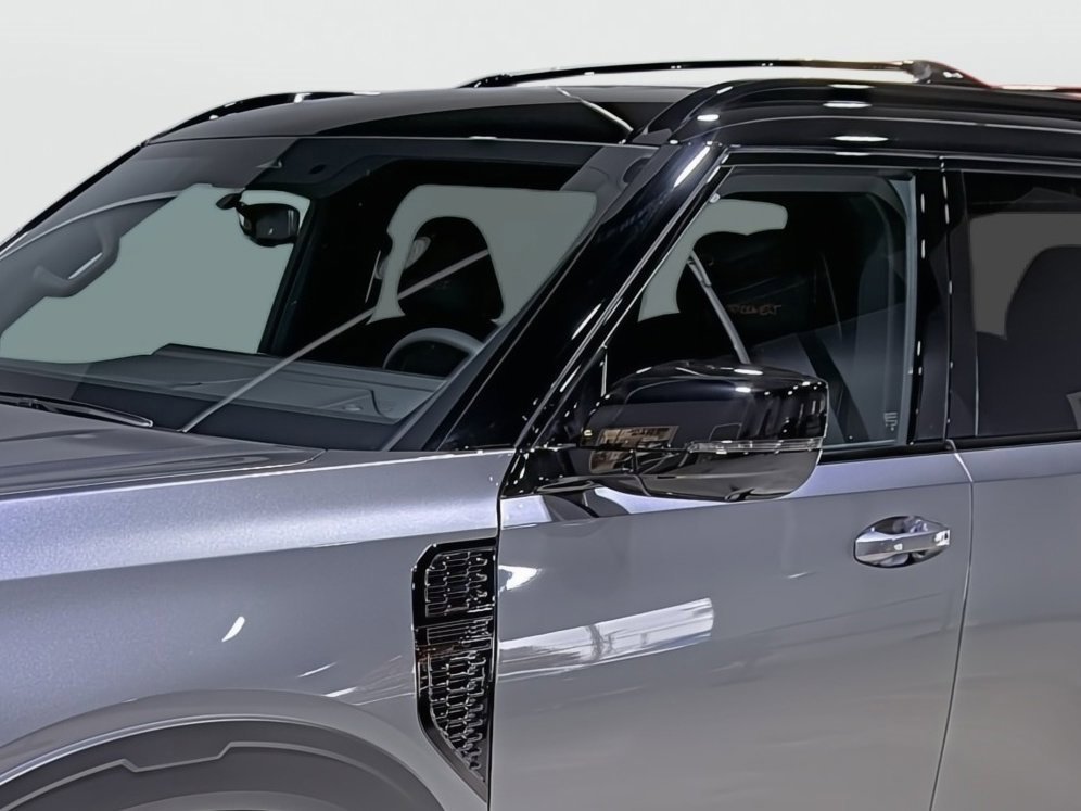 New 2026 Nissan Armada PRO-4X w/ Captain's Chari Seat Package image 8