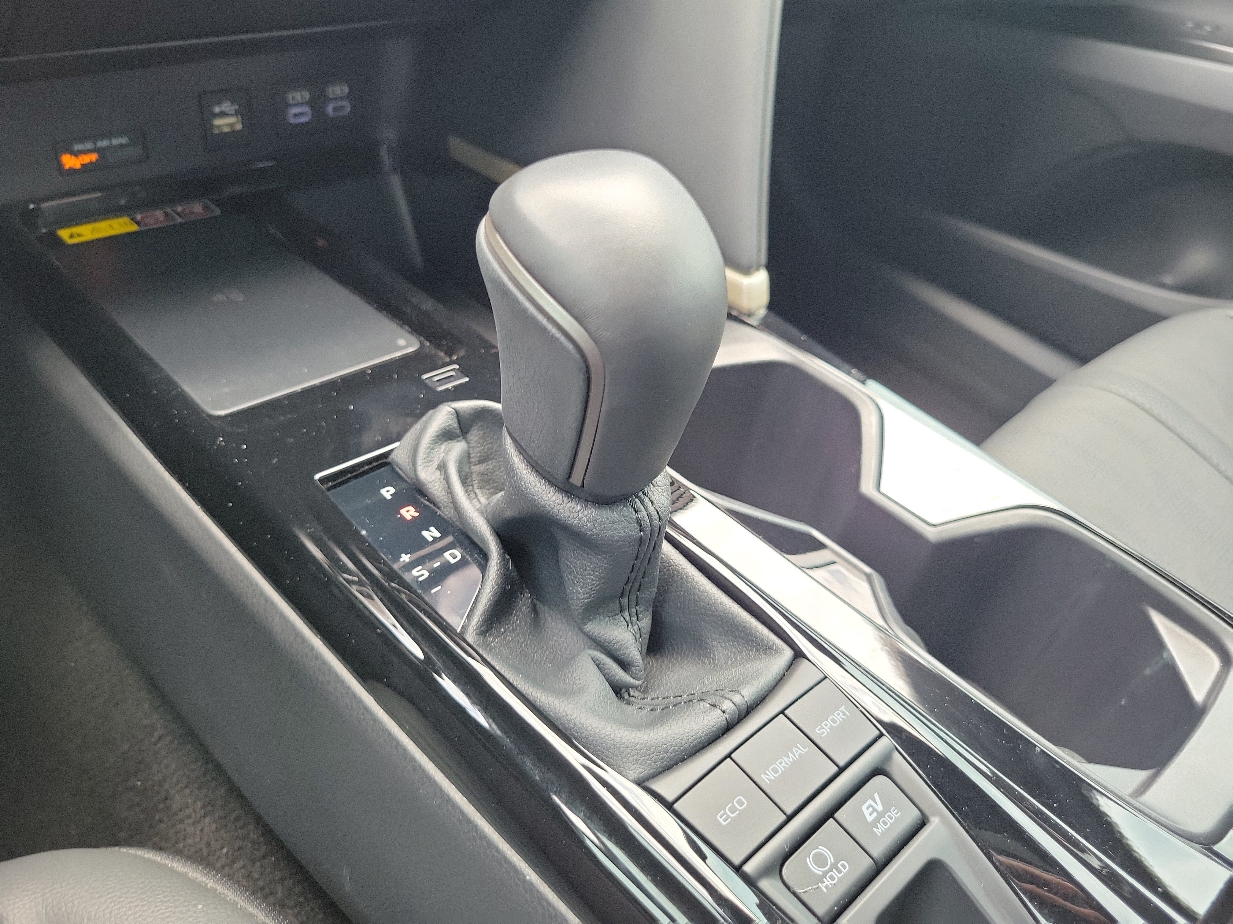 Used 2026 Toyota Camry XSE FWD image 28