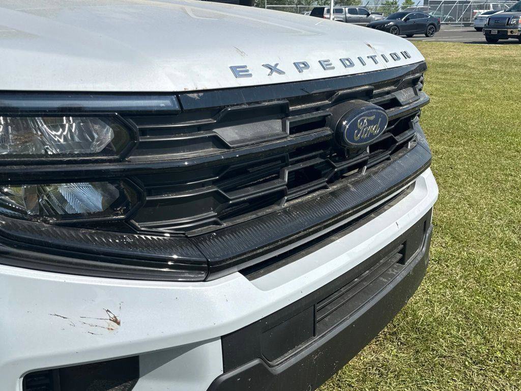 New 2026 Ford Expedition Active RWD image 52