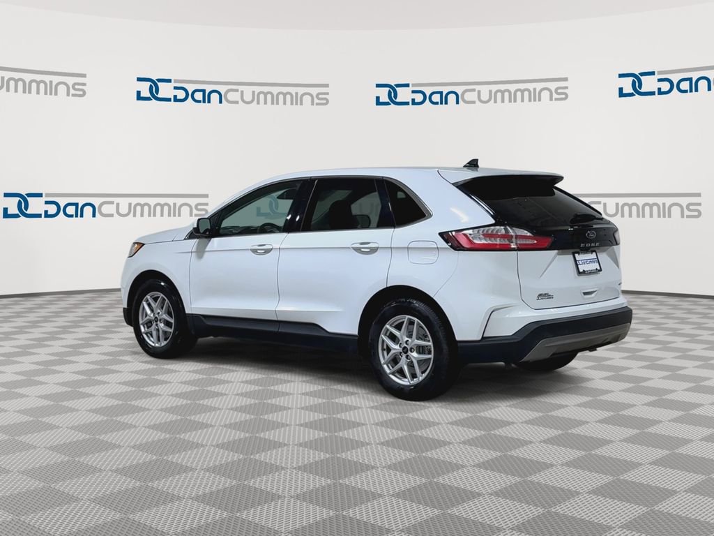 Used 2024 Ford Edge SEL image 6
