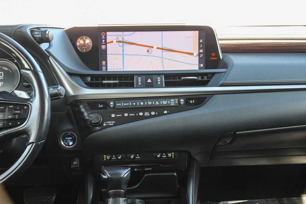 Used 2019 Lexus ES 300h w/ Premium Package FWD image 13