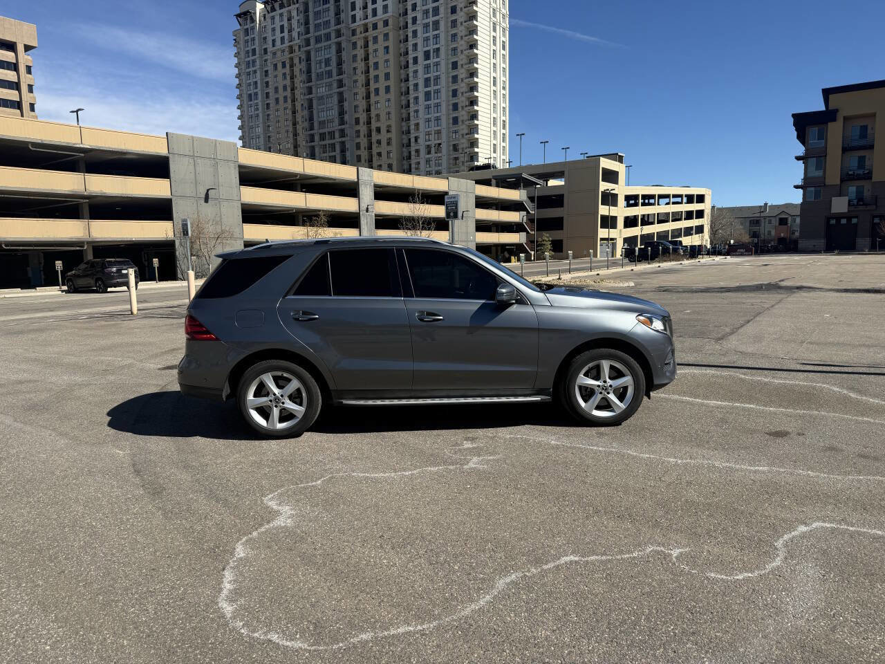 Used 2019 Mercedes-Benz GLE 400 GLE 400 4MATIC AWD 4dr SUV w/ Premium 1 Package image 6