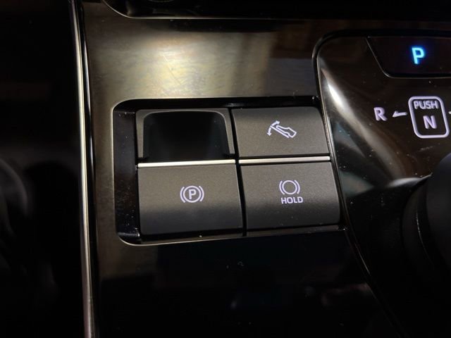 Used 2023 Subaru Solterra AWD image 33