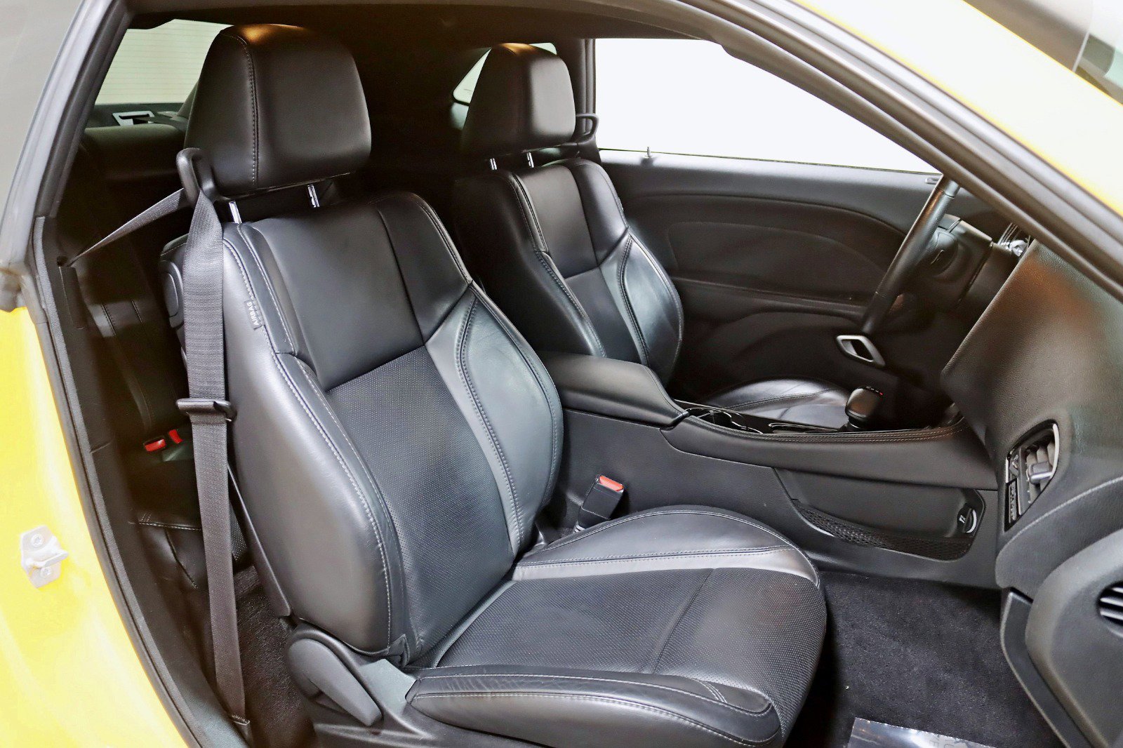 Used 2018 Dodge Challenger SXT Plus image 28