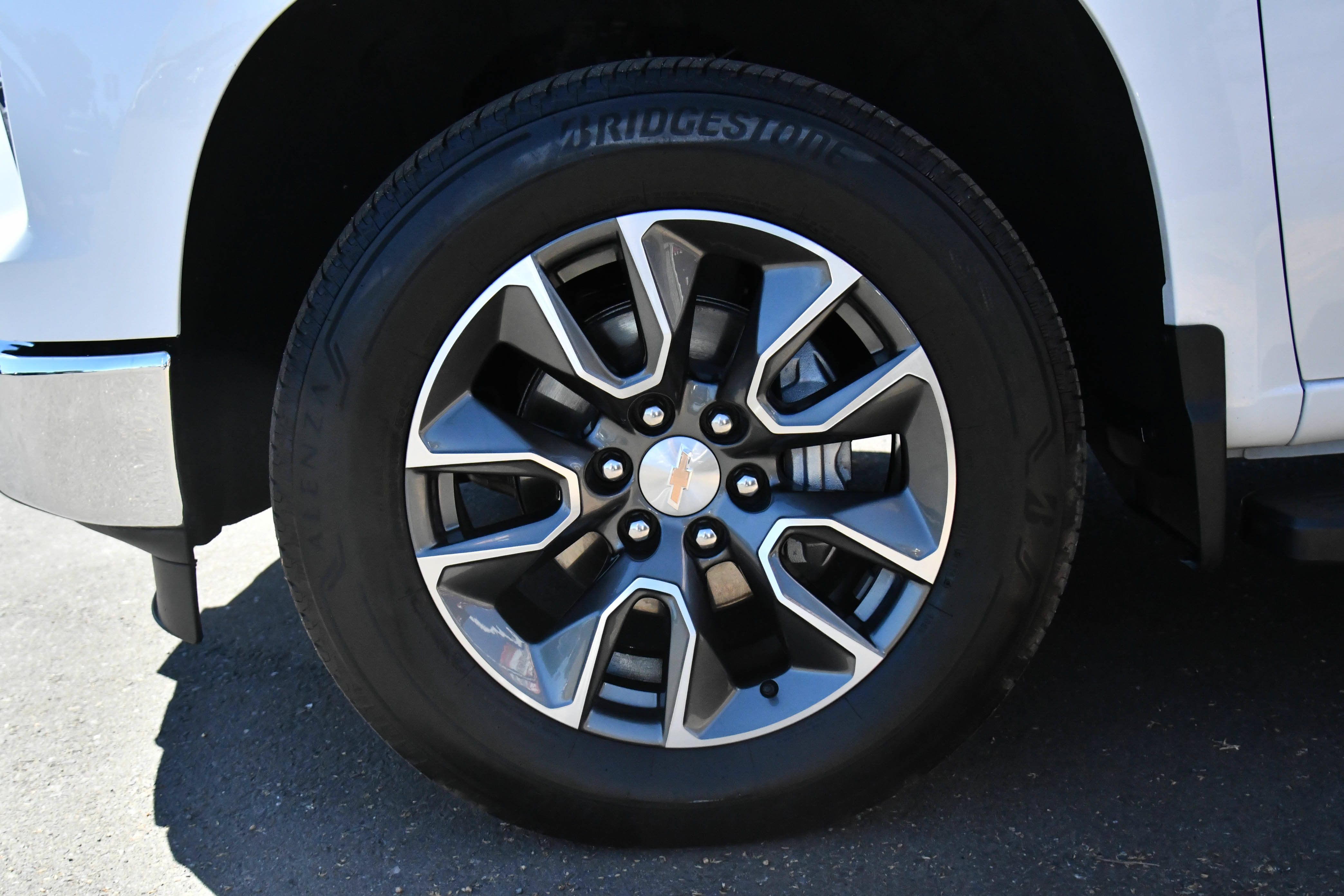 Used 2025 Chevrolet Silverado 1500 LT w/ LPO, Dark Essentials Package AWD/4WD image 12